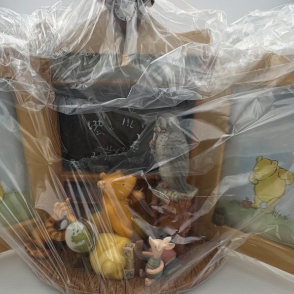 New! Disney Winnie the Pooh Michel & Co Triple Frame-School Scene - Picture 16 of 16